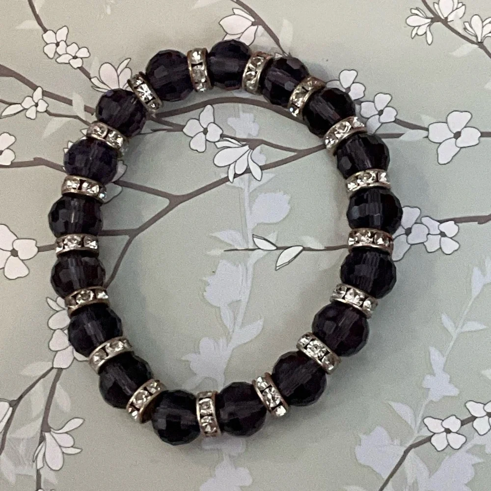 ❄️ Plunder | Elegant Purple/Silver Beaded Bracelet